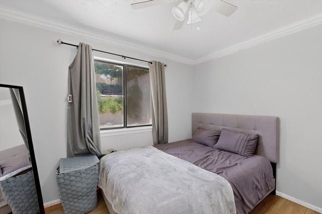 5104 La Subida Street NW, Albuquerque, NM 87105