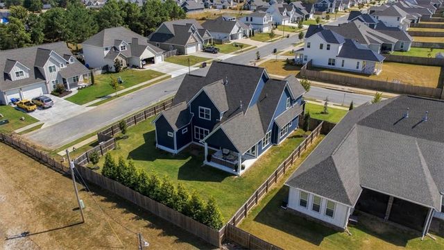 2001 W Coyote Trail, Rogers, AR 72758