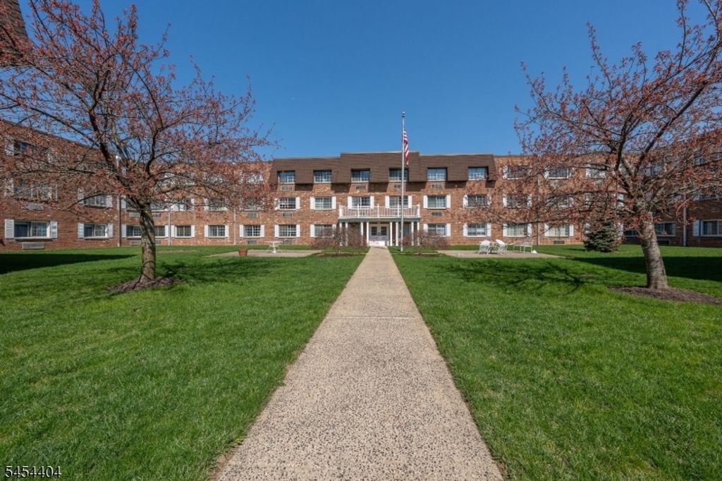 255 Tucker Ave 233, Union Twp., NJ 07083 — exterior