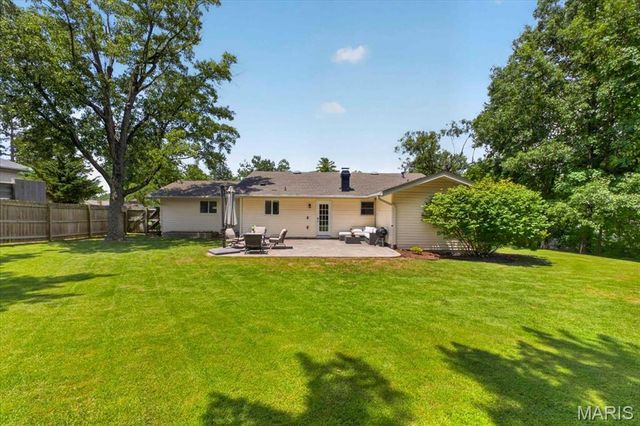 704 Clayworth Drive, Ballwin, MO 63011