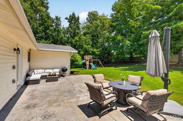 704 Clayworth Drive, Ballwin, MO 63011