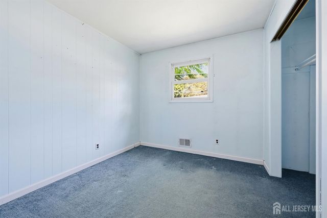 11 Georgetown Road, Parlin, NJ 08859
