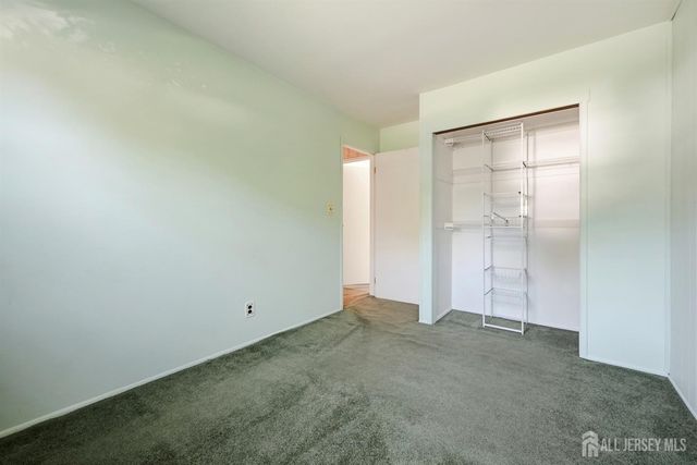 11 Georgetown Road, Parlin, NJ 08859