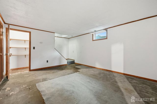 11 Georgetown Road, Parlin, NJ 08859