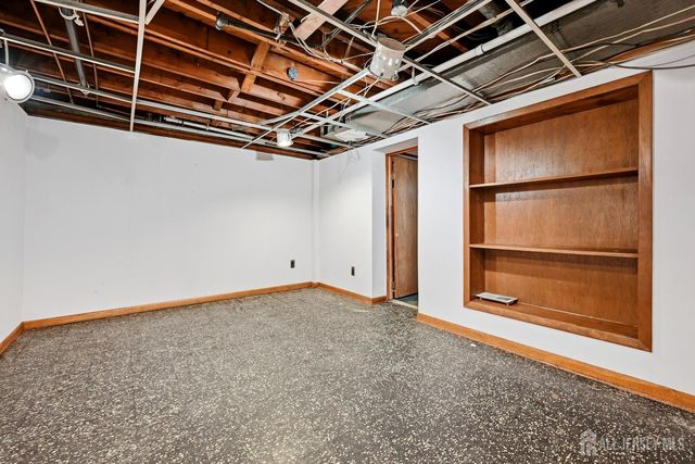 11 Georgetown Road, Parlin, NJ 08859