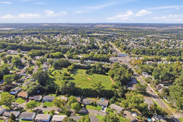 11 Georgetown Road, Parlin, NJ 08859