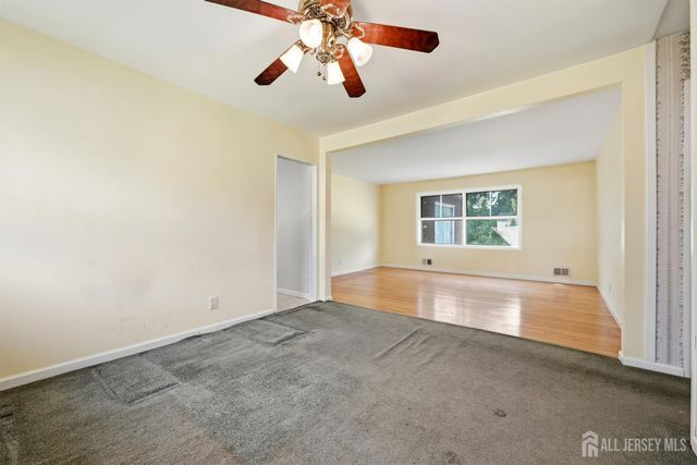 11 Georgetown Road, Parlin, NJ 08859