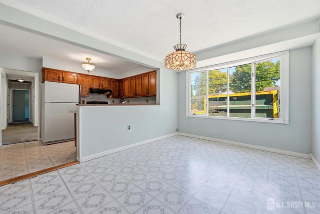 11 Georgetown Road, Parlin, NJ 08859