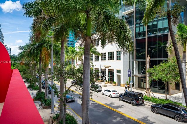 90 NE 32 St 203, Miami, FL 33127