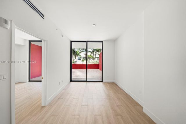 90 NE 32 St 203, Miami, FL 33127