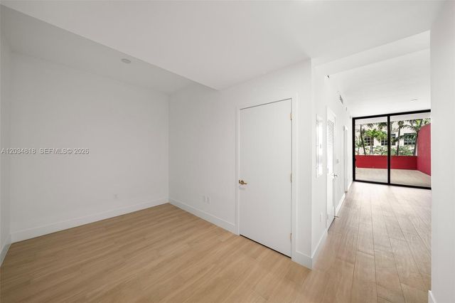 90 NE 32 St 203, Miami, FL 33127