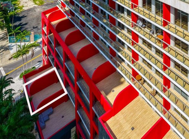 90 NE 32 St 203, Miami, FL 33127