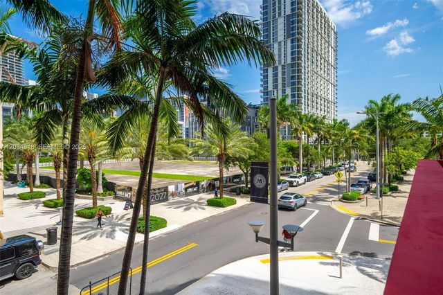 90 NE 32 St 203, Miami, FL 33127