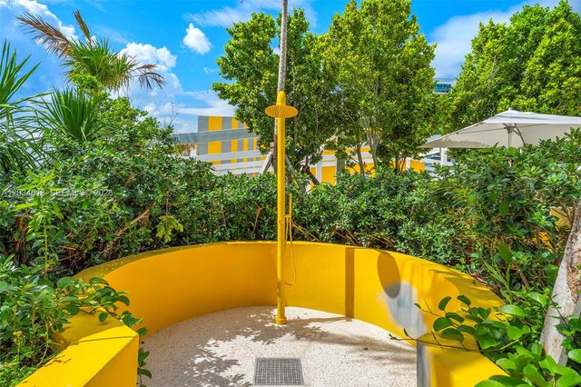 90 NE 32 St 203, Miami, FL 33127