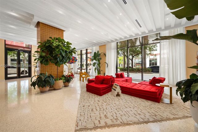 90 NE 32 St 203, Miami, FL 33127