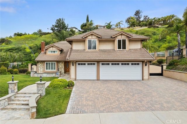 4015 San Antonio, Yorba Linda, CA 92886