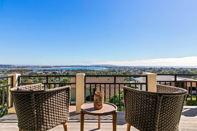 2481 La Marque St, San Diego, CA 92109