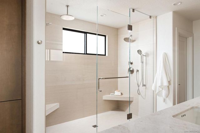 2481 La Marque St, San Diego, CA 92109