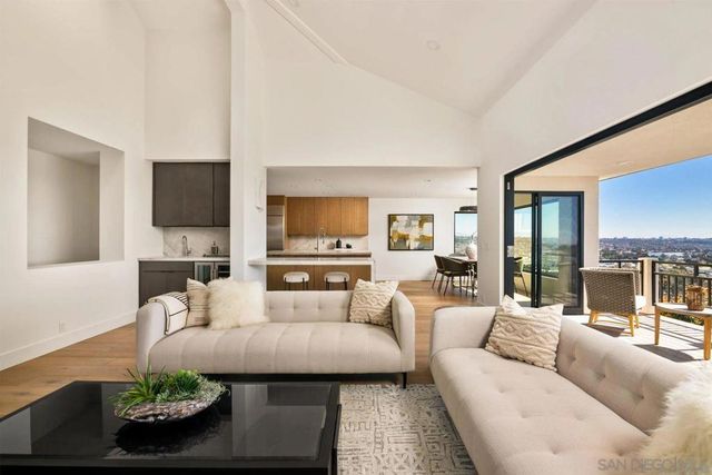 2481 La Marque St, San Diego, CA 92109