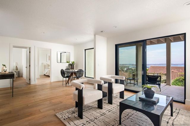 2481 La Marque St, San Diego, CA 92109