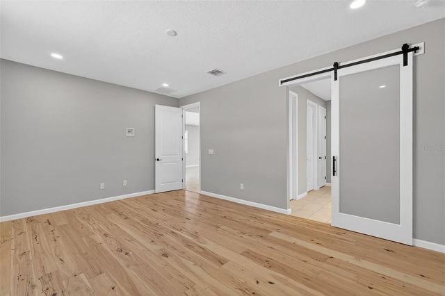 3998 BANNOCK AVENUE, Tavares, FL 32778