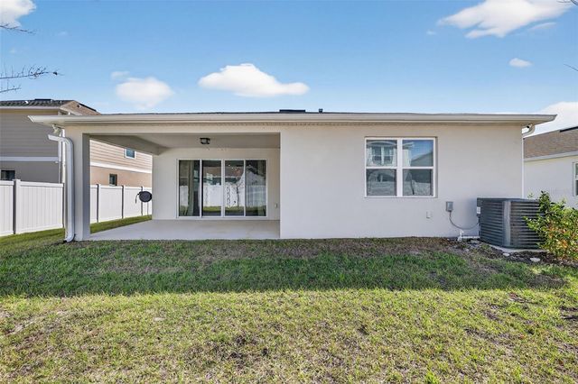3998 BANNOCK AVENUE, Tavares, FL 32778