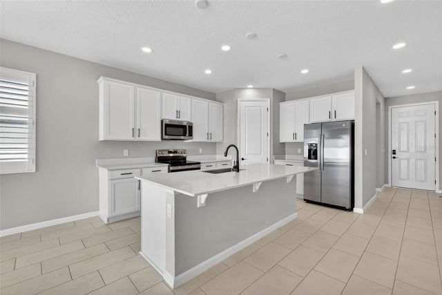 3998 BANNOCK AVENUE, Tavares, FL 32778