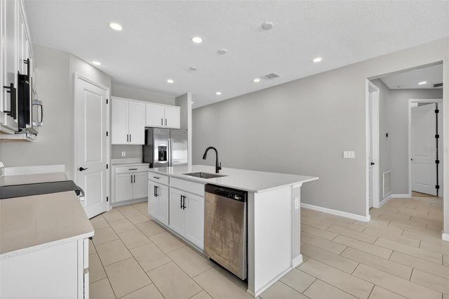 3998 BANNOCK AVENUE, Tavares, FL 32778