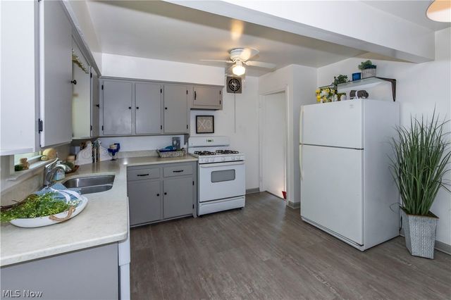 1597 Bond Street, Akron, OH 44313