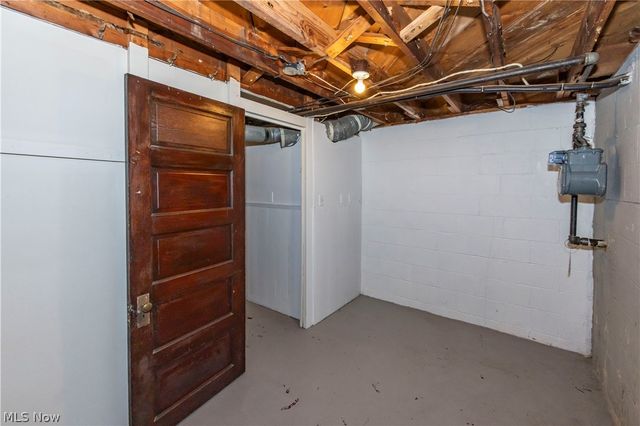 1597 Bond Street, Akron, OH 44313