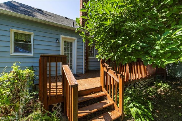 1597 Bond Street, Akron, OH 44313