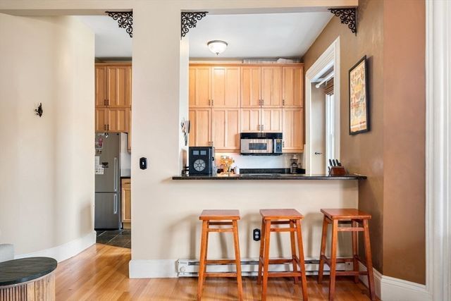 536 Massachusetts Ave 4, Boston, MA 02118