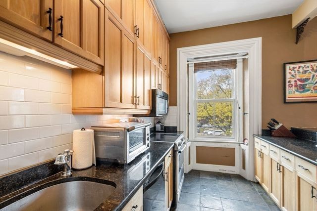 536 Massachusetts Ave 4, Boston, MA 02118