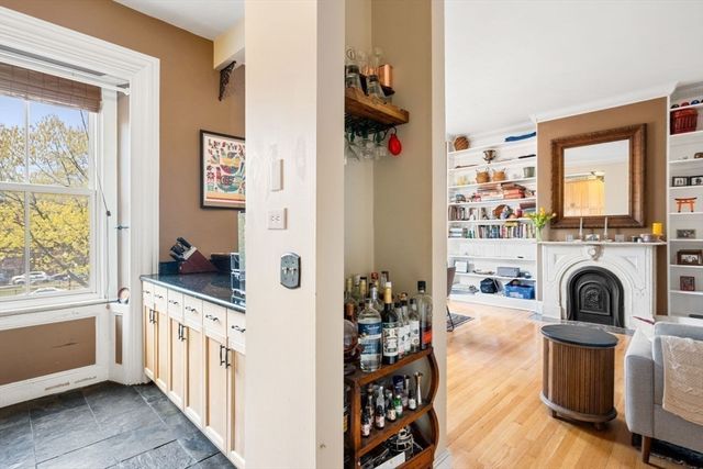 536 Massachusetts Ave 4, Boston, MA 02118