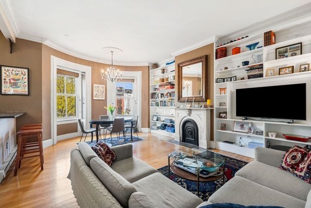 536 Massachusetts Ave 4, Boston, MA 02118