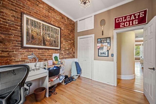 536 Massachusetts Ave 4, Boston, MA 02118