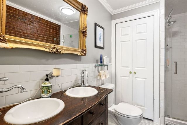 536 Massachusetts Ave 4, Boston, MA 02118
