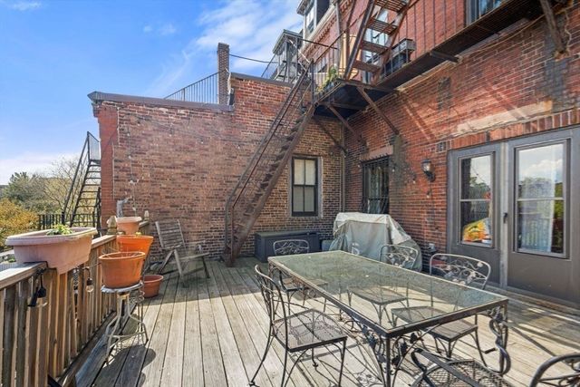 536 Massachusetts Ave 4, Boston, MA 02118