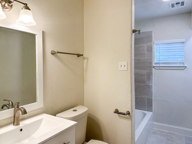 3118 Dartmouth Drive, Irving, TX 75062