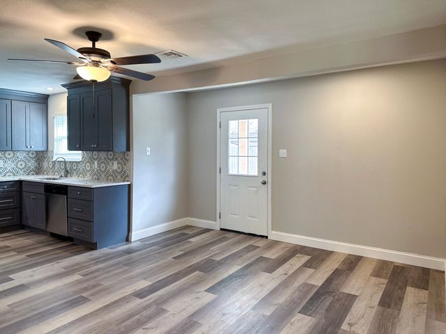 3118 Dartmouth Drive, Irving, TX 75062