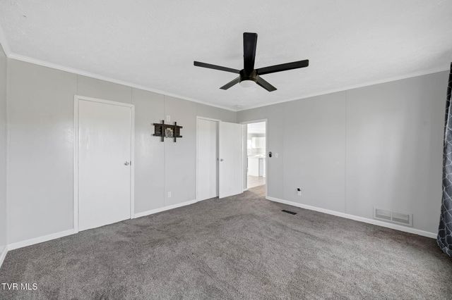 85 Mt Carmel Road, Mosheim, TN 37818