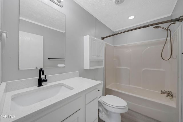 85 Mt Carmel Road, Mosheim, TN 37818