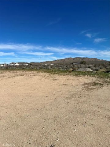 21012 Stoddard Wells, Apple Valley, CA 92307