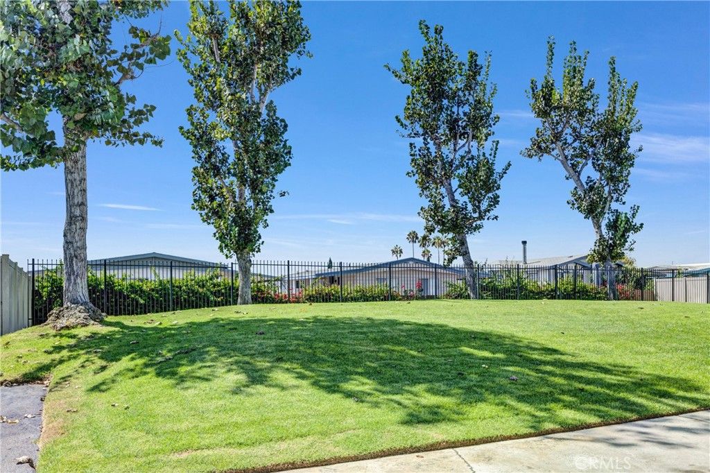 4828 W 5th E, Santa Ana, CA 92703 — photo 5
