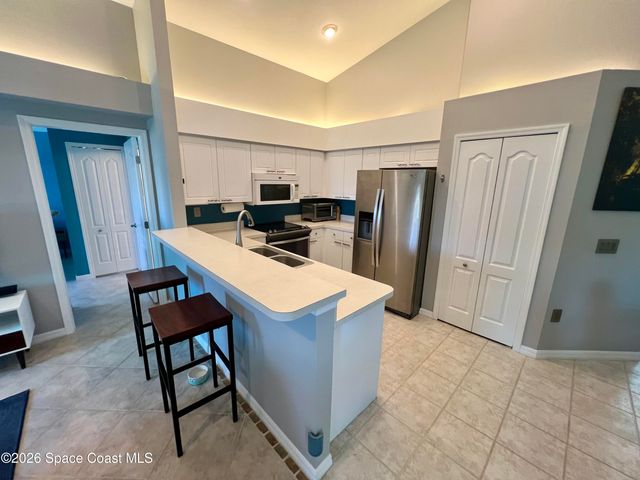 27 North Court, Indialantic, FL 32903