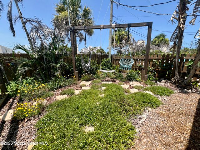 27 North Court, Indialantic, FL 32903
