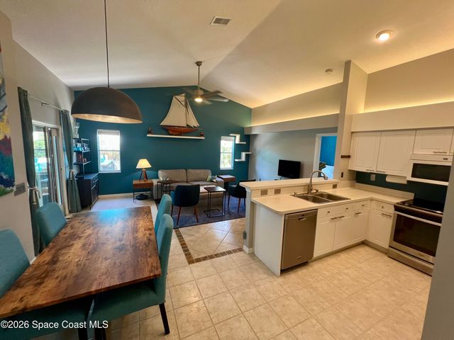 27 North Court, Indialantic, FL 32903