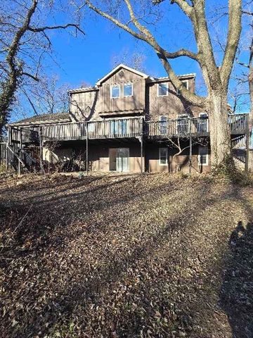 412 Frontier Road, Lawrence, KS 66049