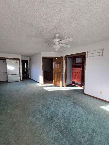 412 Frontier Road, Lawrence, KS 66049