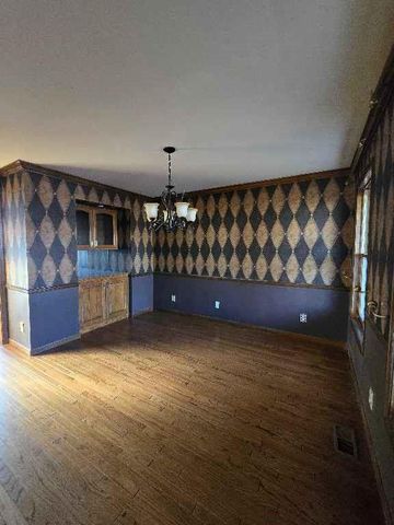 412 Frontier Road, Lawrence, KS 66049